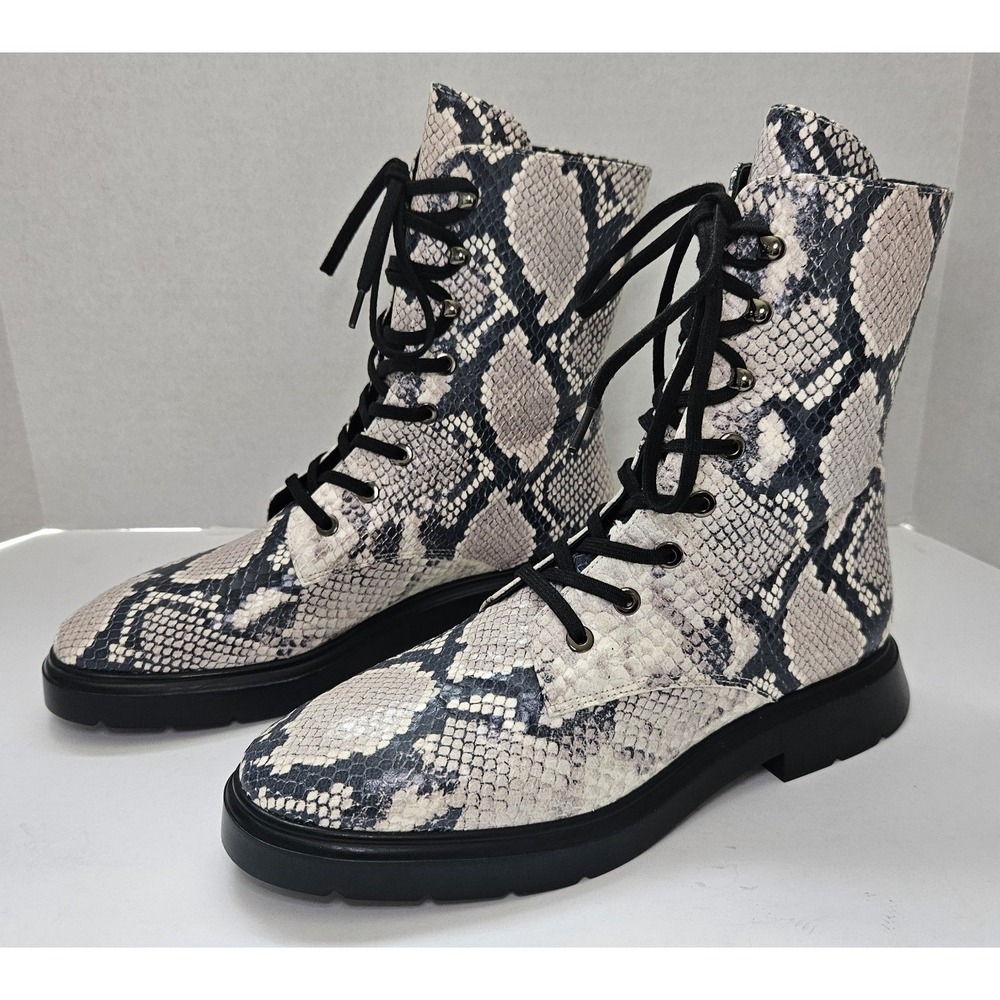 Stuart Weitzman McKenzee Combat Boots Size 7 Snakeskin Embossed Leather Lug Sole
